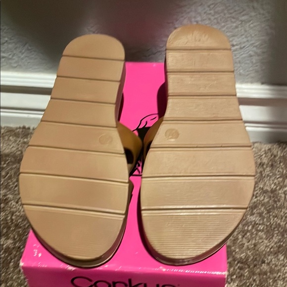 Corkys Bogalusa Leather Sandals H-Strap Comfort. New in box. - Picture 4 of 4